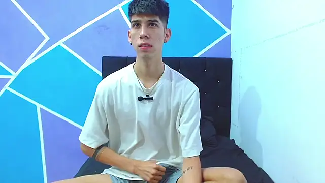 jhony-sex online show from 12/07/24, 06:21