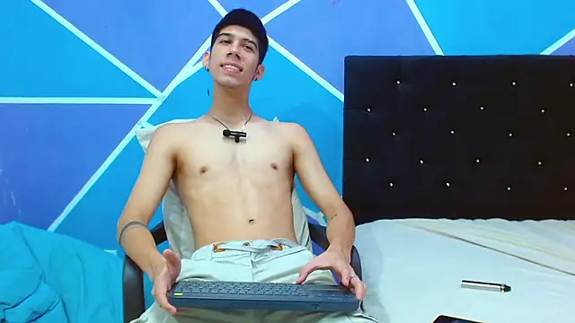 Snapshot of jhony-sex chatting on 01/19/25, 07:58 jhony-sex online show from 01/19/25, 07:58