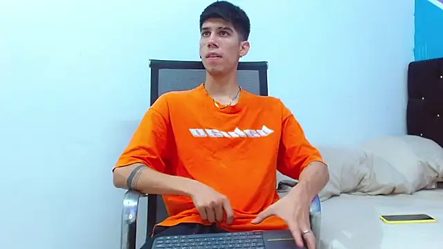 jhony-sex online show from 03/19/25, 02:48