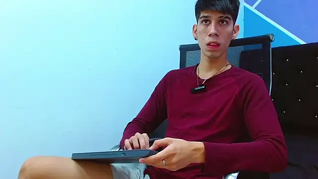 jhony-sex online show from 03/22/25, 06:11