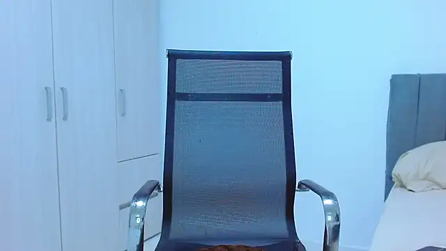 Snapshot of jhony-sex chatting on 10/21/25, 03:51 jhony-sex online show from 10/21/25, 03:51