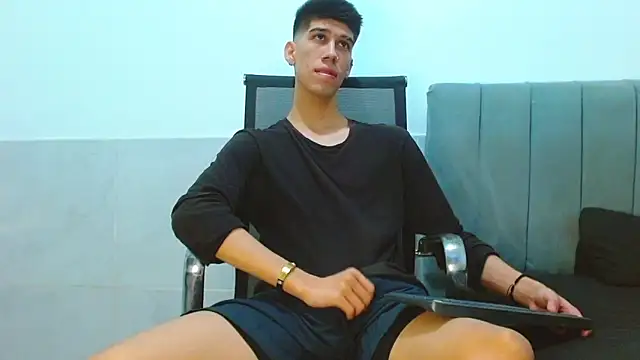 Snapshot of jhony-sex chatting on 04/22/26, 07:22 jhony-sex online show from 04/22/26, 07:22