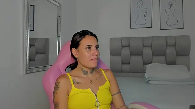 Snapshot of Susan-Sweet-7 chatting on 09/17/25, 07:37 Susan-Sweet-7 online show from 09/17/25, 07:37