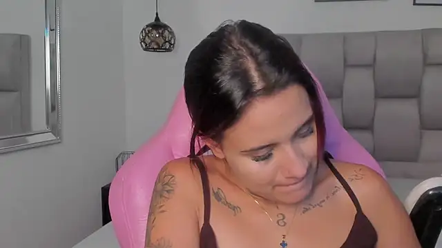 Snapshot of Susan-Sweet-7 chatting on 09/25/25, 08:23 Susan-Sweet-7 online show from 09/25/25, 08:23