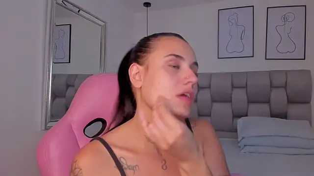 Snapshot of Susan-Sweet-7 chatting on 11/09/25, 09:02 Susan-Sweet-7 online show from 11/09/25, 09:02