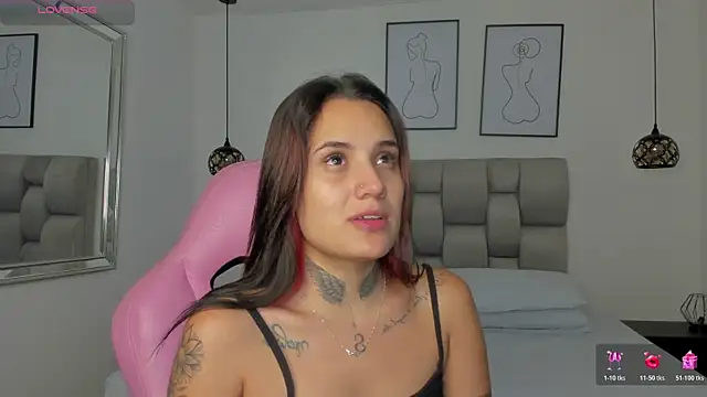 Snapshot of Susan-Sweet-7 chatting on 11/20/25, 08:08 Susan-Sweet-7 online show from 11/20/25, 08:08