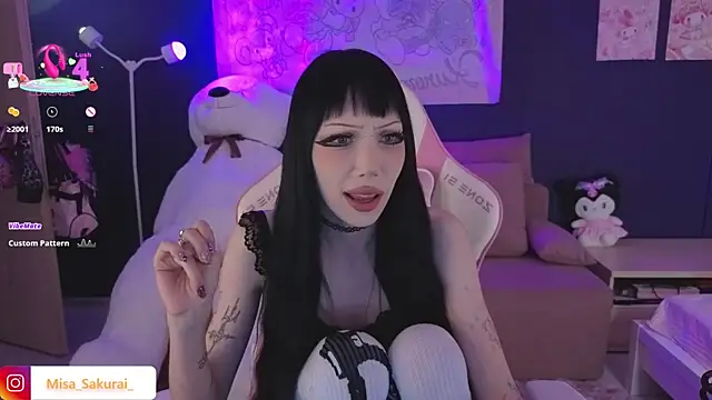 Snapshot of Misa_Sakurai chatting on 12/20/25, 04:14 Misa Sakurai online show from 12/20/25, 04:14