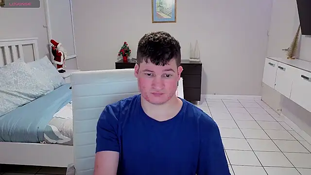 Lorenzo hernandez online show from 12/02/25, 01:33