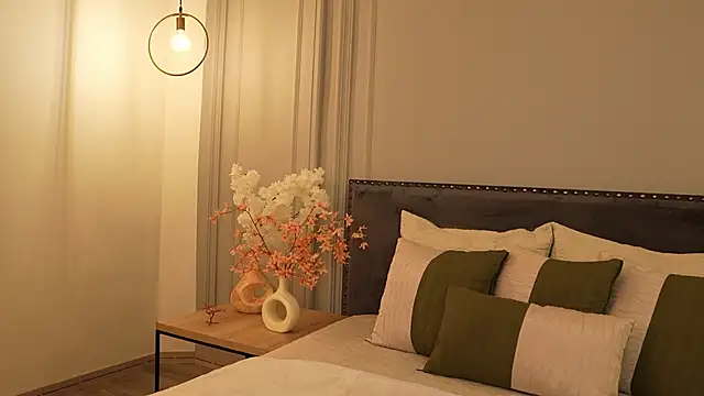 Snapshot of IrisBaker chatting on 03/17/26, 10:35 IrisBaker online show from 03/17/26, 10:35