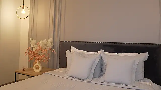 Snapshot of IrisBaker chatting on 04/16/26, 10:23 IrisBaker online show from 04/16/26, 10:23