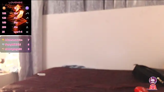 Snapshot of blackhotpartyts chatting on 03/12/25, 10:39 blackhotpartyts online show from 03/12/25, 10:39