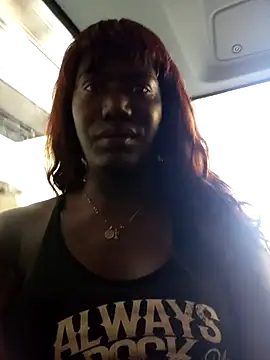 Snapshot of blackhotpartyts chatting on 10/15/25, 02:28 blackhotpartyts online show from 10/15/25, 02:28