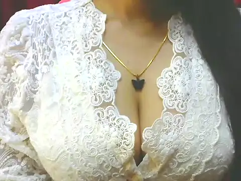 Snapshot of ishmita99 chatting on 03/07/25, 06:02 ishmita99 online show from 03/07/25, 06:02