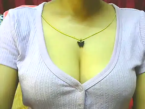 Snapshot of ishmita99 chatting on 09/09/25, 04:06 ishmita99 online show from 09/09/25, 04:06