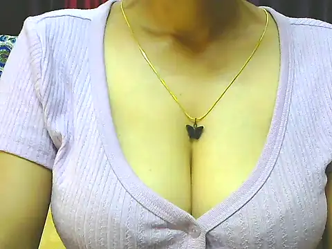 ishmita99 online show from 04/03/26, 04:32