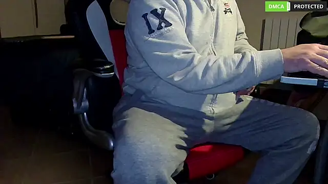 Snapshot of MultiOrgasmicLover chatting on 03/21/25, 11:34 MultiOrgasmicLover online show from 03/21/25, 11:34