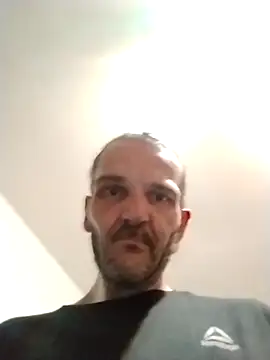 Snapshot of mebmeb24 chatting on 09/30/25, 10:26 mebmeb24 online show from 09/30/25, 10:26