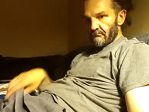 Snapshot of mebmeb24 chatting on 10/22/25, 03:29 mebmeb24 online show from 10/22/25, 03:29