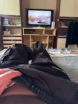 Snapshot of Huncutkuki chatting on 12/21/24, 12:16 Huncutkuki online show from 12/21/24, 12:16