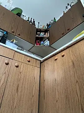 Snapshot of Huncutkuki chatting on 12/24/24, 08:44 Huncutkuki online show from 12/24/24, 08:44