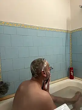 Snapshot of Huncutkuki chatting on 01/17/25, 04:36 Huncutkuki online show from 01/17/25, 04:36