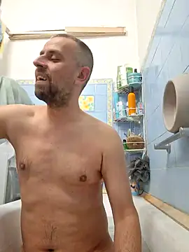 Snapshot of Huncutkuki chatting on 02/17/25, 04:59 Huncutkuki online show from 02/17/25, 04:59