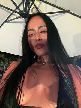 Snapshot of Alexandra_duque chatting on 02/02/25, 02:27 Alexandra duque online show from 02/02/25, 02:27