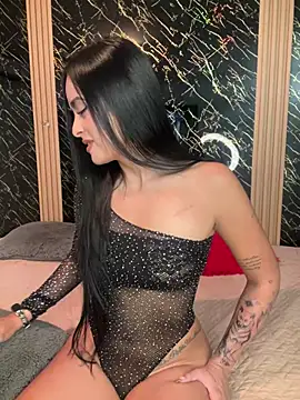 Snapshot of Alexandra_duque chatting on 03/11/25, 08:31 Alexandra duque online show from 03/11/25, 08:31