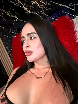 Snapshot of Alexandra_duque chatting on 10/01/25, 08:48 Alexandra duque online show from 10/01/25, 08:48