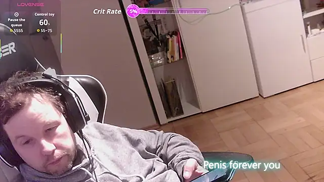 Snapshot of larsgessner30 chatting on 02/18/26, 09:00 larsgessner30 online show from 02/18/26, 09:00