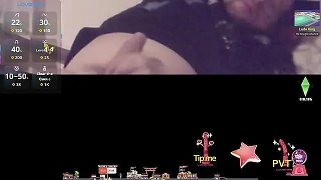 Snapshot of larsgessner30 chatting on 04/15/26, 11:27 larsgessner30 online show from 04/15/26, 11:27