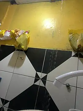 Snapshot of novinhooxz chatting on 03/29/26, 08:42 novinhooxz online show from 03/29/26, 08:42