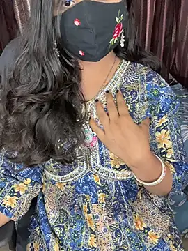 Snapshot of Tanvi-patil chatting on 12/23/24, 06:33 Tanvi-patil online show from 12/23/24, 06:33