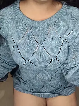 Snapshot of Tanvi-patil chatting on 11/19/25, 04:40 Tanvi-patil online show from 11/19/25, 04:40