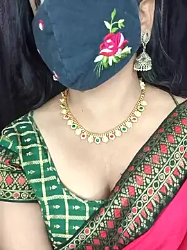 Snapshot of Tanvi-patil chatting on 11/20/25, 05:07 Tanvi-patil online show from 11/20/25, 05:07