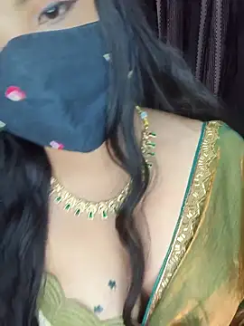 Snapshot of Tanvi-patil chatting on 11/26/25, 05:58 Tanvi-patil online show from 11/26/25, 05:58