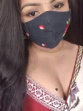 Snapshot of Tanvi-patil chatting on 11/28/25, 03:58 Tanvi-patil online show from 11/28/25, 03:58