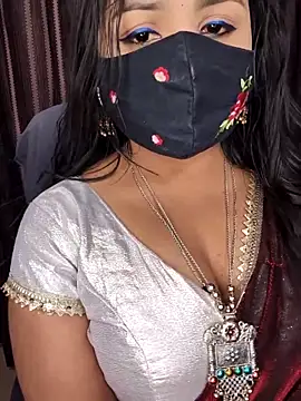 Snapshot of Tanvi-patil chatting on 11/30/25, 05:28 Tanvi-patil online show from 11/30/25, 05:28