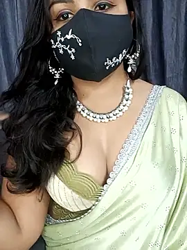 Snapshot of Tanvi-patil chatting on 04/15/26, 04:47 Tanvi-patil online show from 04/15/26, 04:47