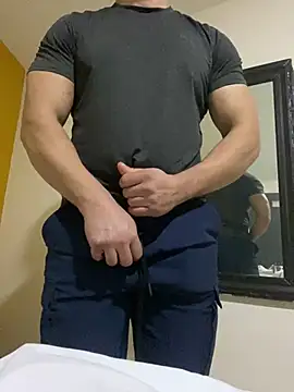 Snapshot of FumesClouds chatting on 01/07/25, 06:27 FumesClouds online show from 01/07/25, 06:27