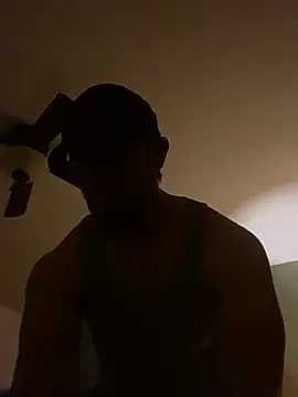 Snapshot of FumesClouds chatting on 02/01/25, 11:54 FumesClouds online show from 02/01/25, 11:54