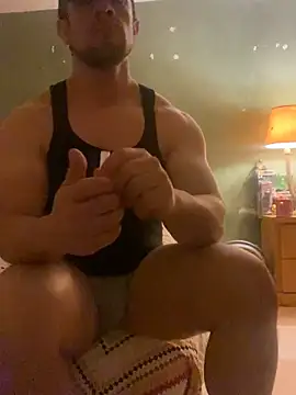 Snapshot of FumesClouds chatting on 02/12/25, 02:35 FumesClouds online show from 02/12/25, 02:35