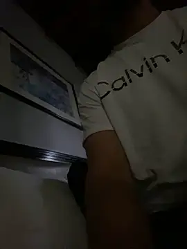 Snapshot of FumesClouds chatting on 10/09/25, 10:30 FumesClouds online show from 10/09/25, 10:30