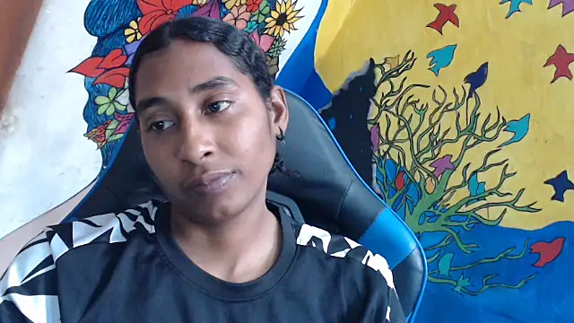 Snapshot of yohatinelly07 chatting on 09/27/25, 08:58 yohatinelly07 online show from 09/27/25, 08:58