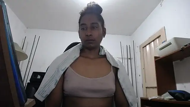 yohatinelly07 online show from 11/28/25, 08:28