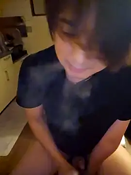 Snapshot of MANNZAAo06 chatting on 12/10/24, 02:06 MANNZAAo06 online show from 12/10/24, 02:06