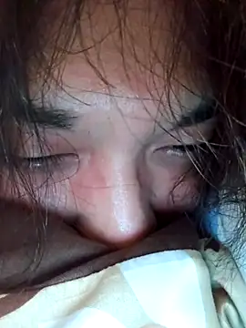 Snapshot of MANNZAAo06 chatting on 09/27/25, 01:43 MANNZAAo06 online show from 09/27/25, 01:43