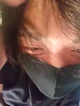 Snapshot of MANNZAAo06 chatting on 10/06/25, 02:31 MANNZAAo06 online show from 10/06/25, 02:31