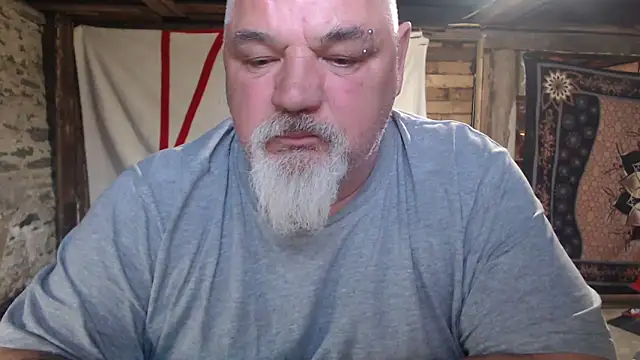 Snapshot of Newfiesausage1972 chatting on 05/10/26, 11:43 Newfiesausage1972 online show from 05/10/26, 11:43