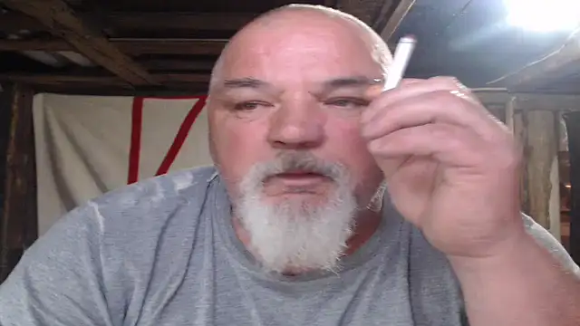 Snapshot of Newfiesausage1972 chatting on 05/14/26, 12:45 Newfiesausage1972 online show from 05/14/26, 12:45